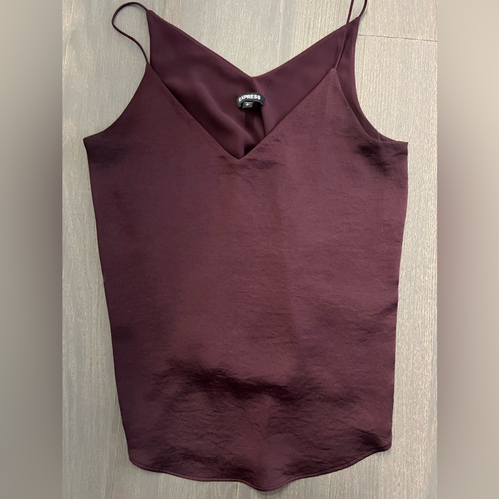 Express Blouses - Picture 3 of 4